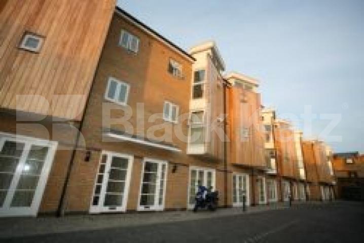 			New Instruction, 4 Bedroom, 1 bath, 1 reception Flat			 Monteray Studios, Kilburn Lane